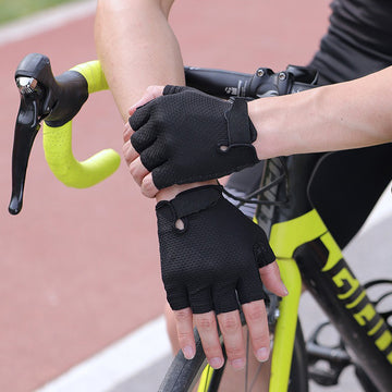 Fahrradhandschuhe Kurzfinger – atmungsaktives Material, Rutschfest